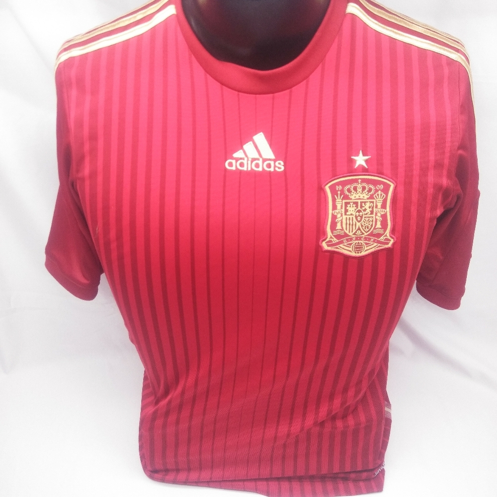 2015 Adidas Spain Soccer Jersey Men Small